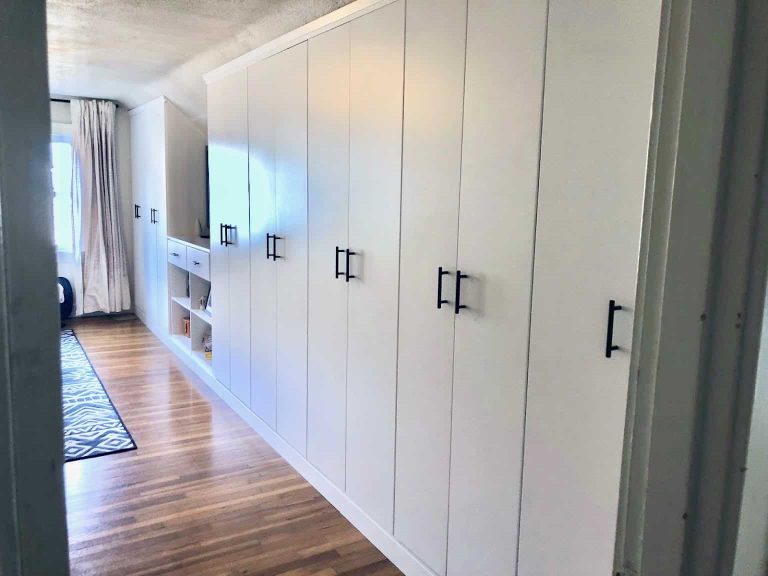 Custom Built in Closet Wardrobe